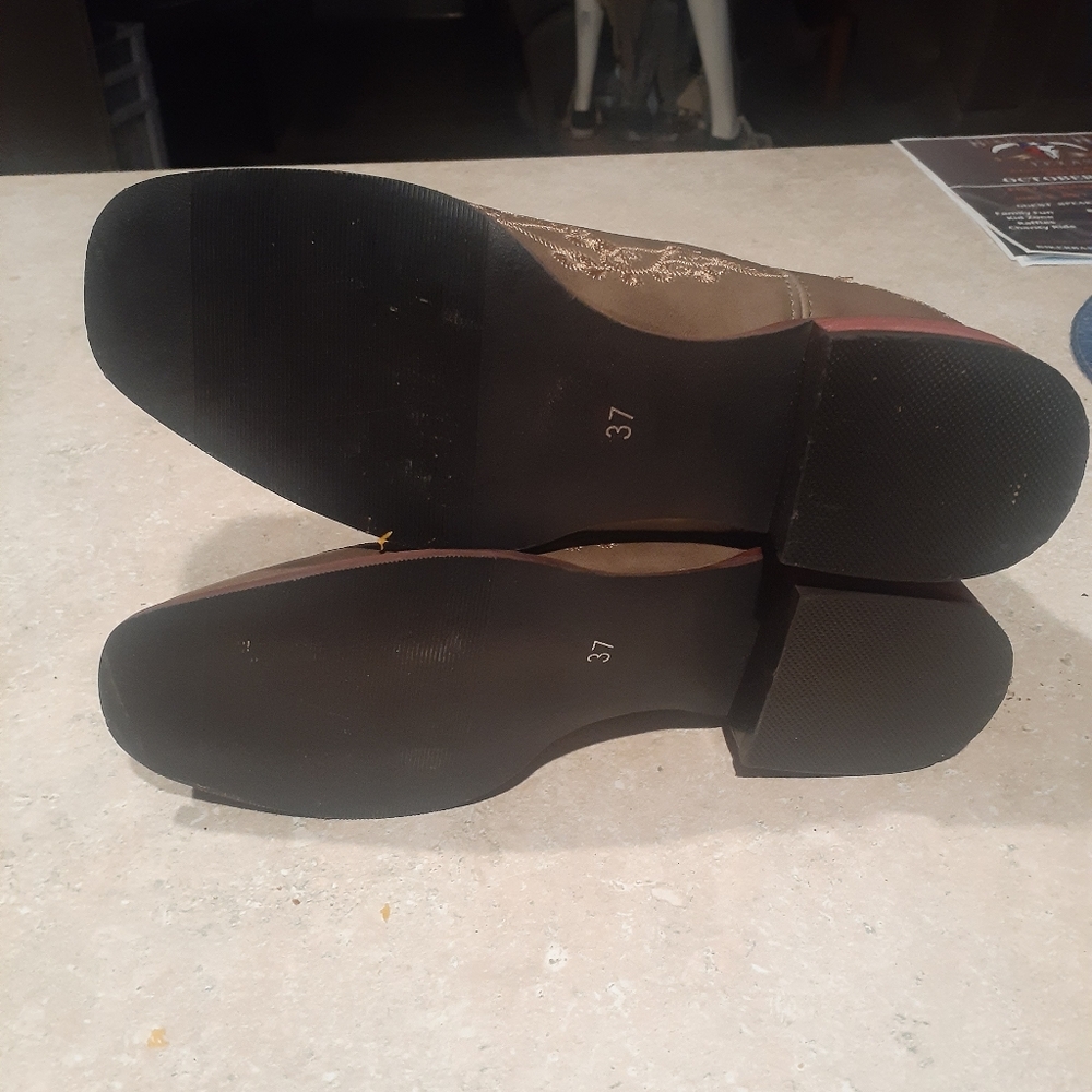 Cowboy boot - Picture 2 of 2